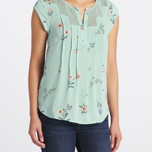 Daniel Rainn Estefany Lace Detail Split Neck Blouse